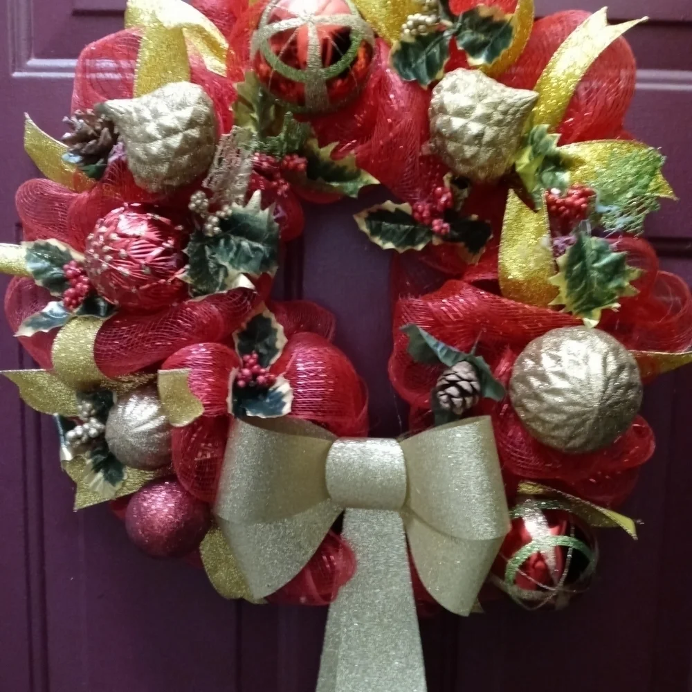Handmade 14 in Christmas wreath